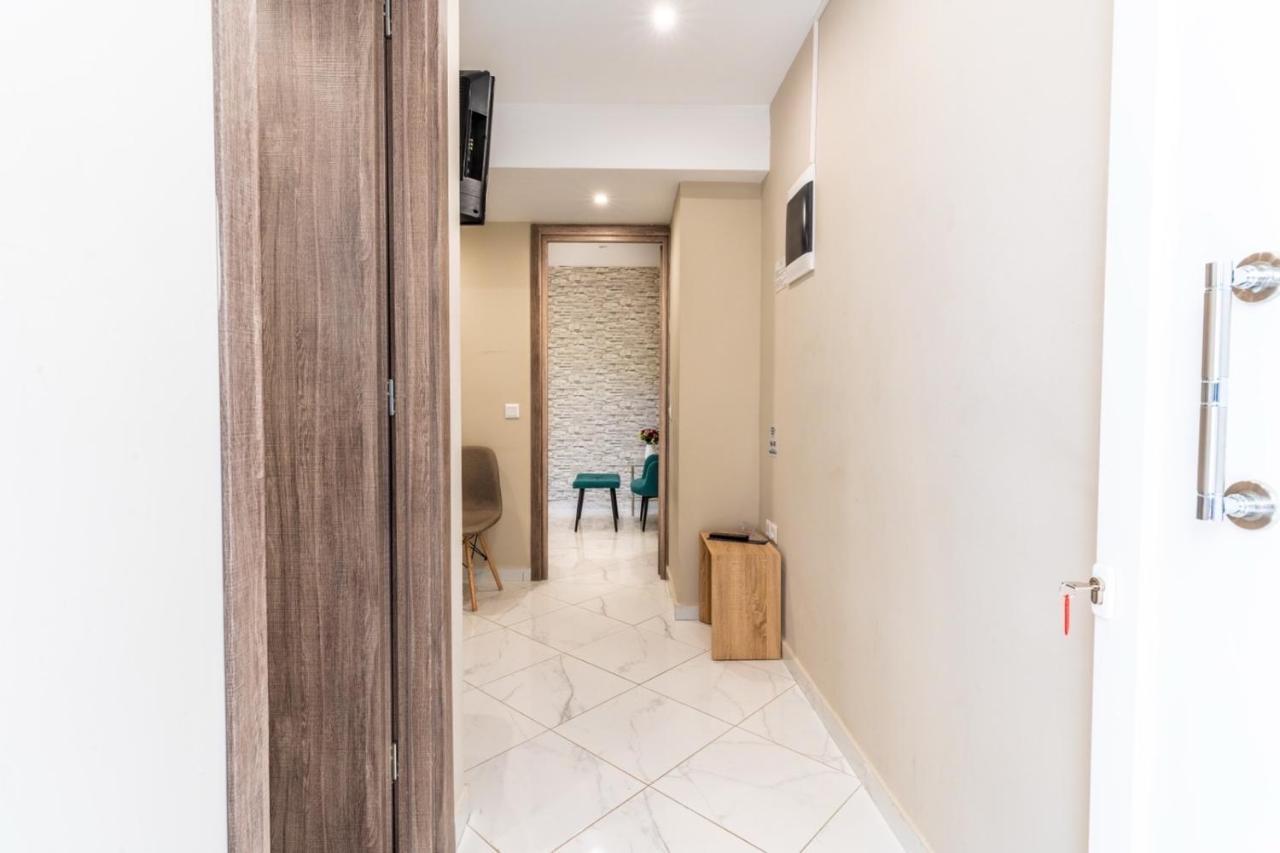 AIOLOS LUXURY apartment 3 Atenas Exterior foto